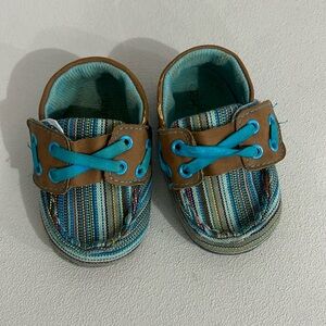 Colorful Striped Kids Shoes
Infant